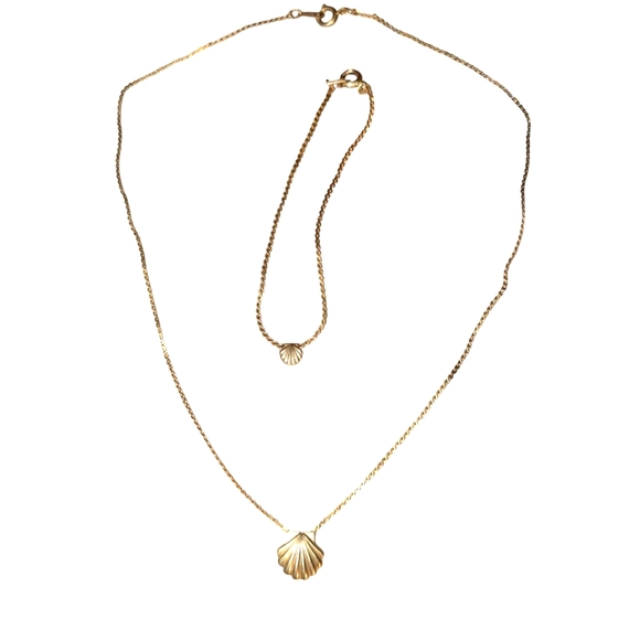 Childs Seashell Set - Necklace+ Bracelet Goldtone - Picture 8 of 8